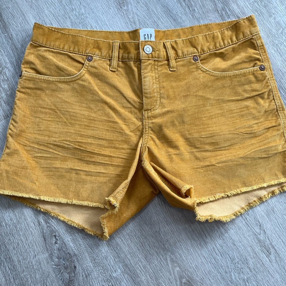 Womens corduroy GAP shorts